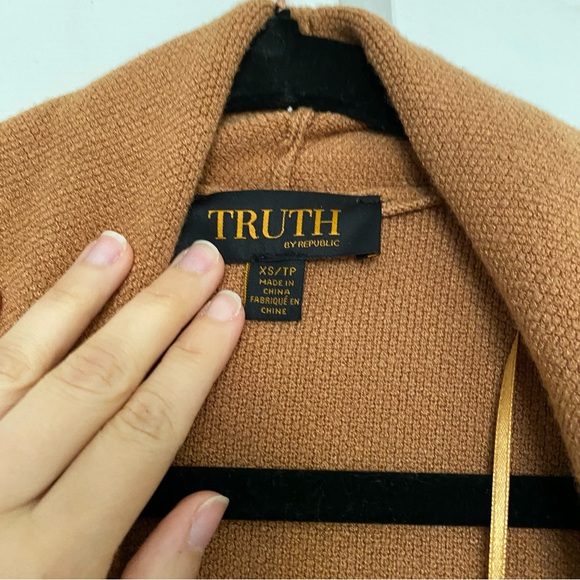 Camel coloured cardigan - Picture 6 of 6